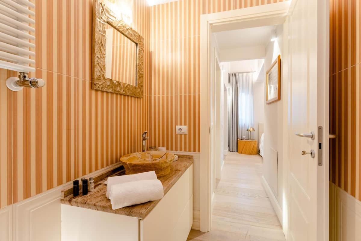Art Apartment Luxury Sofia Suite Florence Exterior photo